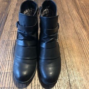 Short Black Boots